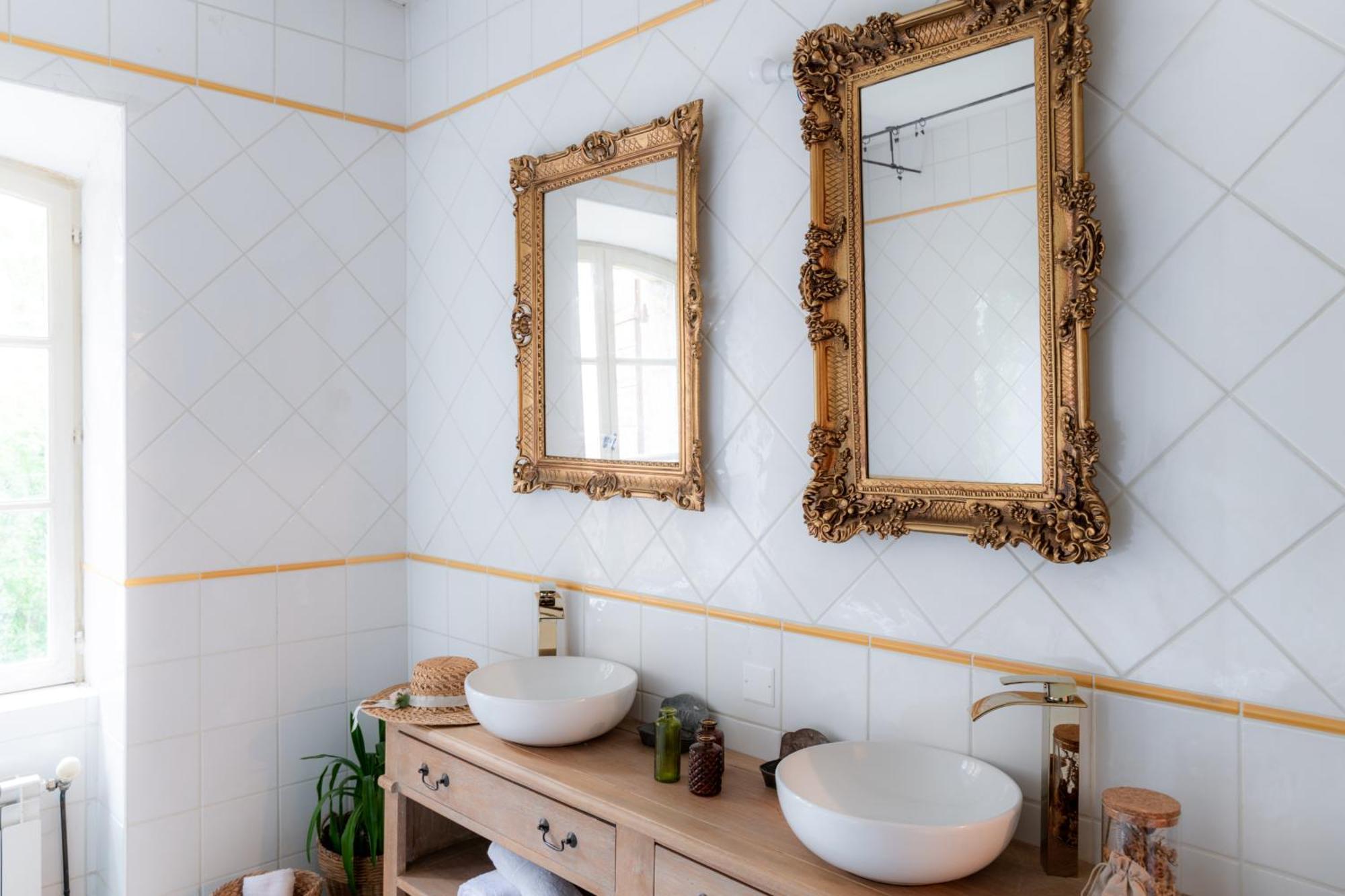 Chambres D'Hotes B&B - Chateau De Sienne Proche Avignon Orange Piscine Riviere Chusclan Εξωτερικό φωτογραφία