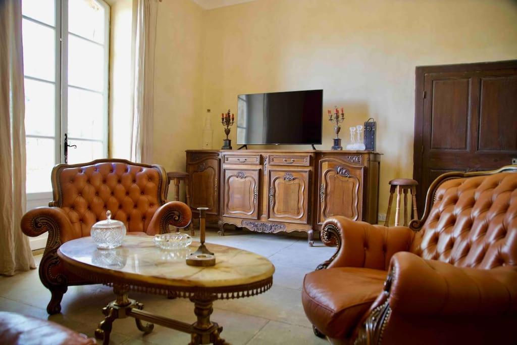 Chambres D'Hotes B&B - Chateau De Sienne Proche Avignon Orange Piscine Riviere Chusclan Εξωτερικό φωτογραφία